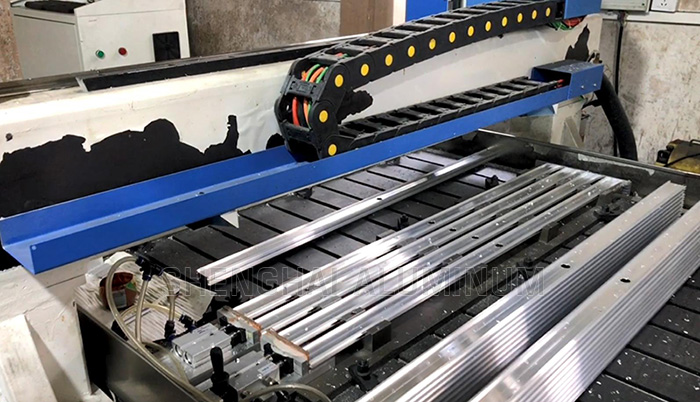 CNC-laser-cutting-for-aluminum-profile